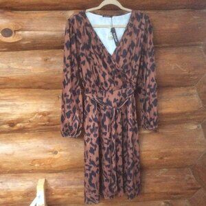 Huskary Leopard Print NWT Wrap Midi Dress Size Large Pockets Belted Goldtone Pin